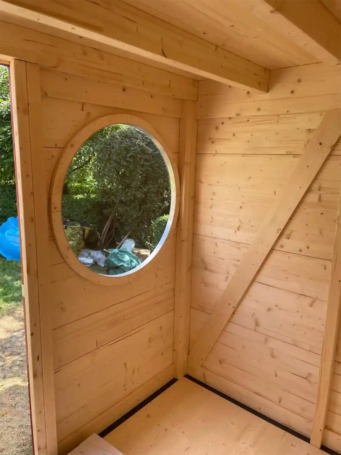 GERÄTE KUBUS Basis - Gerätehaus aus Holz in Anthrazit – 2,34 m x 2,10 m