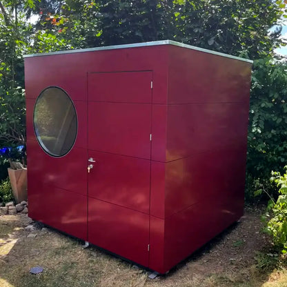 GERÄTE KUBUS Basis - Gerätehaus aus Holz in Rot – 2,34 m x 2,10 m